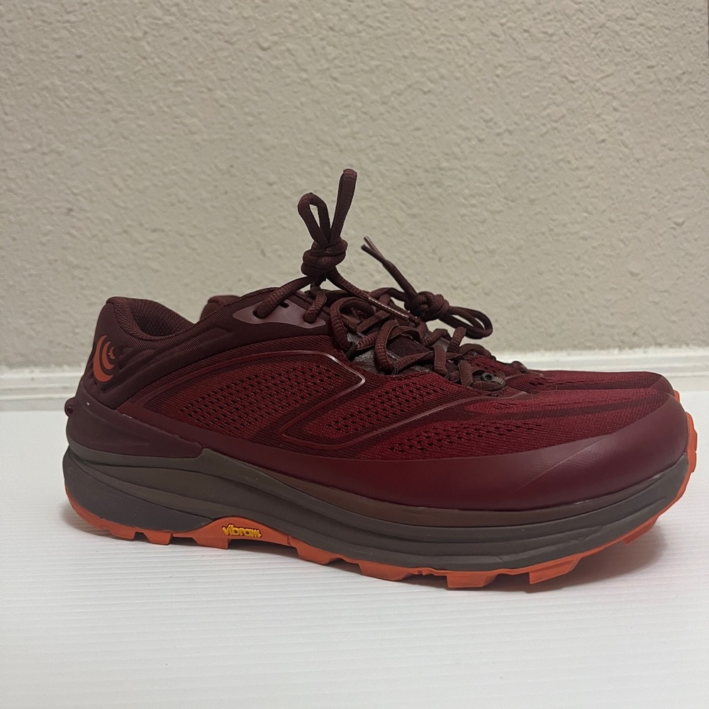 Worn once! Topo Ultraventure 2